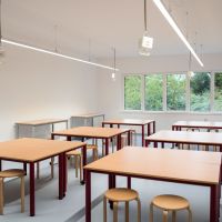 Leerer Klassenraum