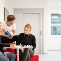 Studierende beim Lernen